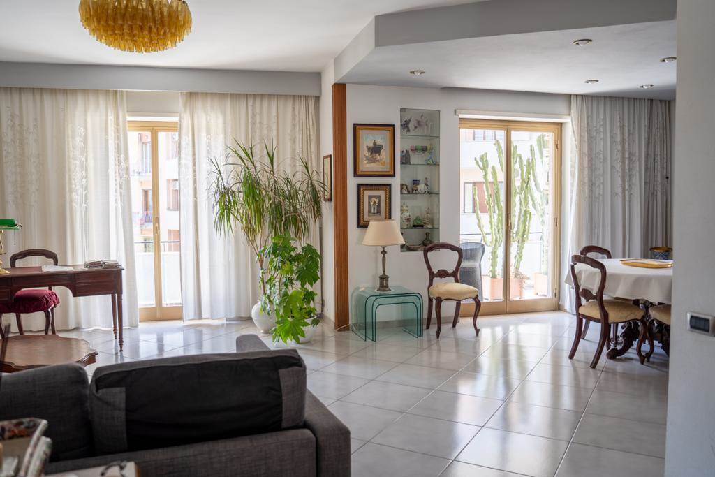 appartamento in vendita a Napoli in zona Arenella