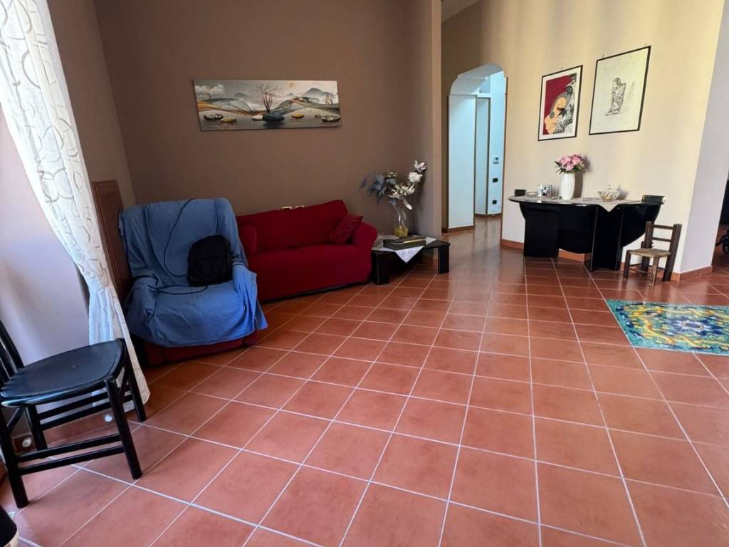 appartamento in vendita a Napoli in zona Pendino / San Giuseppe