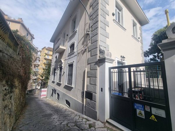 appartamento in vendita a Napoli in zona Vomero