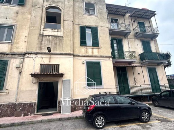appartamento in vendita a Napoli in zona Ponticelli
