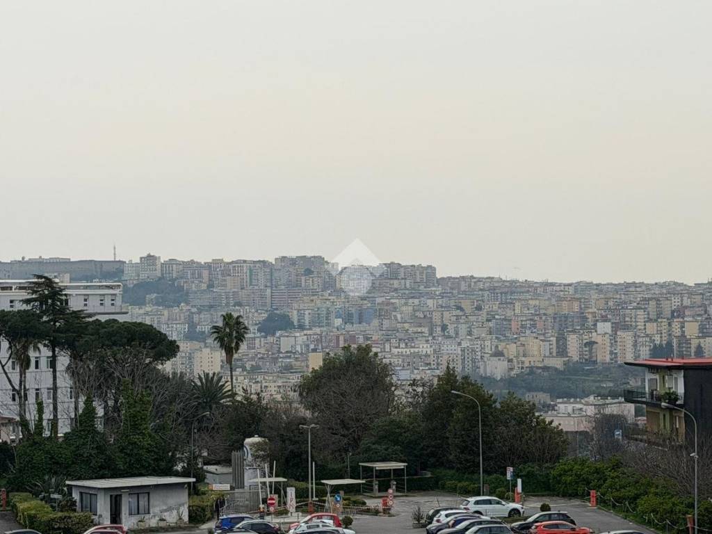 appartamento in vendita a Napoli in zona Capodimonte / Colli Aminei