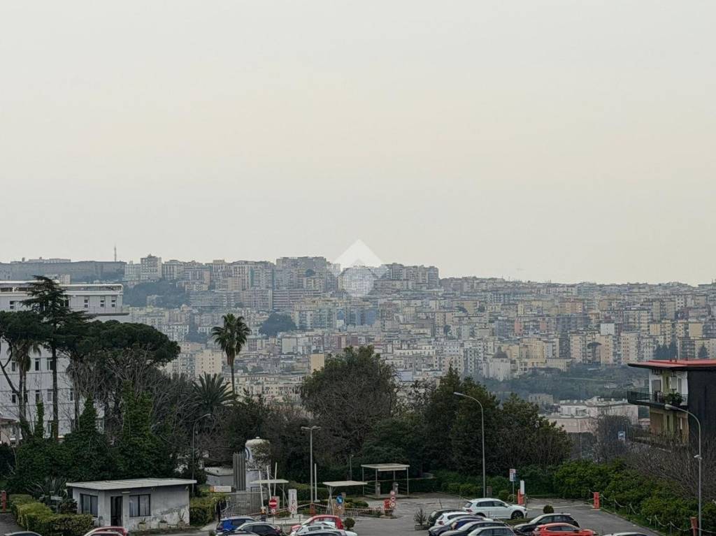 appartamento in vendita a Napoli in zona Capodimonte / Colli Aminei