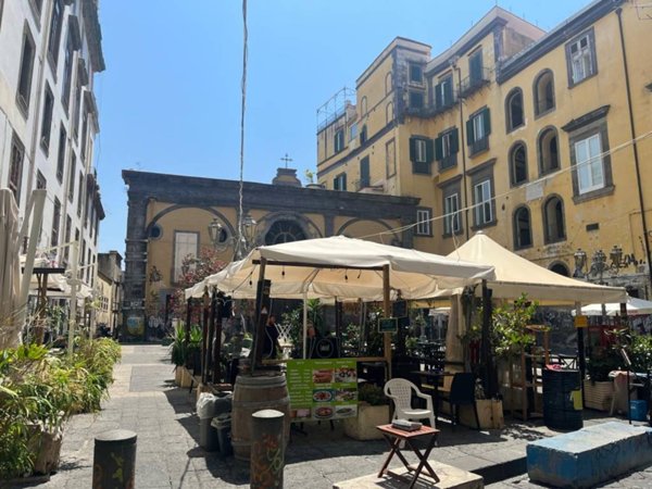 negozio in vendita a Napoli