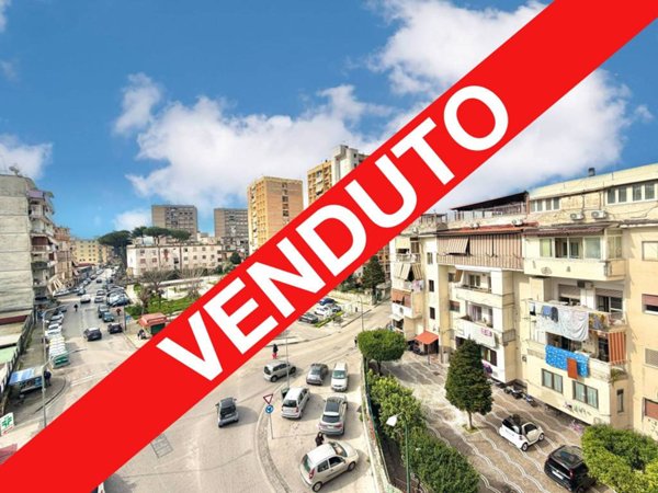 appartamento in vendita a Napoli in zona Secondigliano
