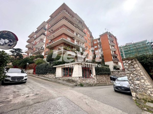 appartamento in vendita a Napoli in zona Vomero