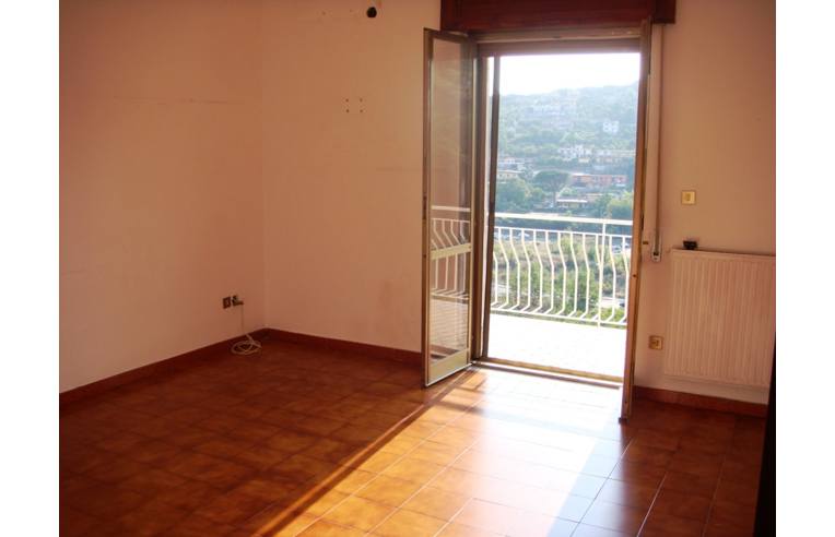 appartamento in vendita a Napoli in zona Pianura