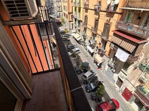 appartamento in vendita a Napoli in zona Pendino / San Giuseppe