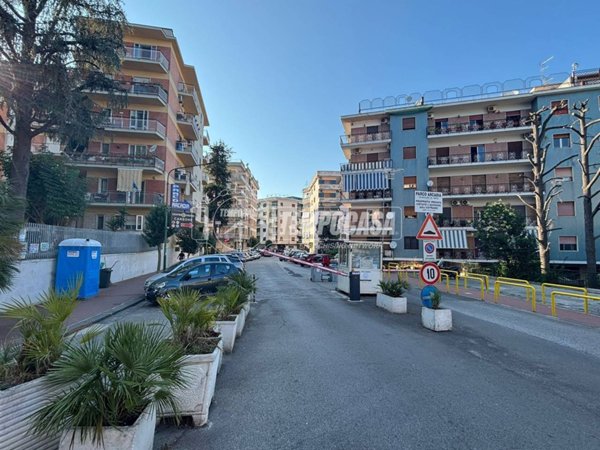 appartamento in vendita a Napoli in zona Capodimonte / Colli Aminei
