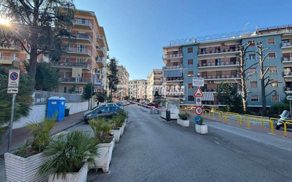 appartamento in vendita a Napoli in zona Capodimonte / Colli Aminei
