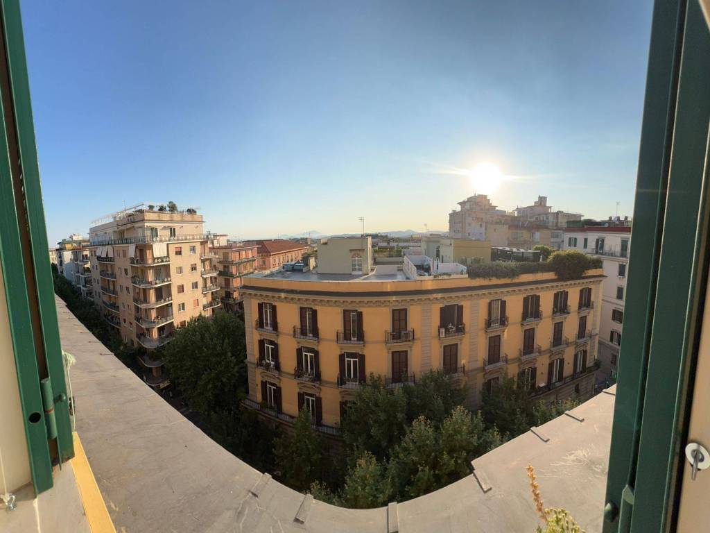 appartamento in vendita a Napoli in zona Vomero