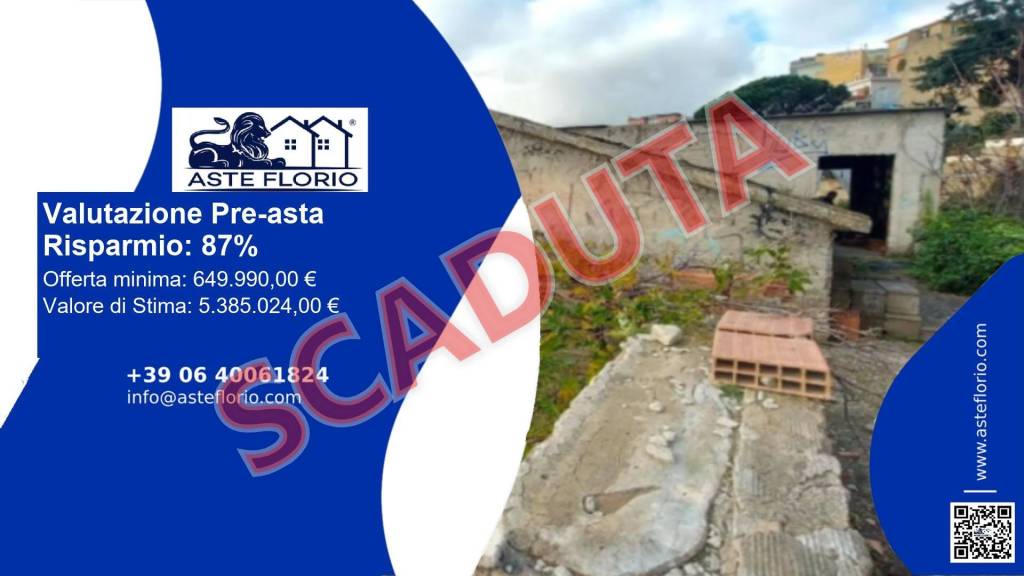 casa indipendente in vendita a Napoli in zona Vomero