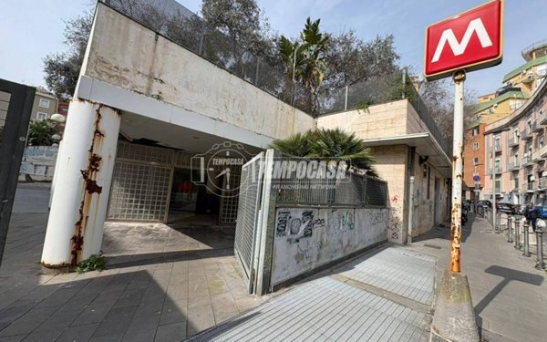 appartamento in vendita a Napoli in zona Arenella