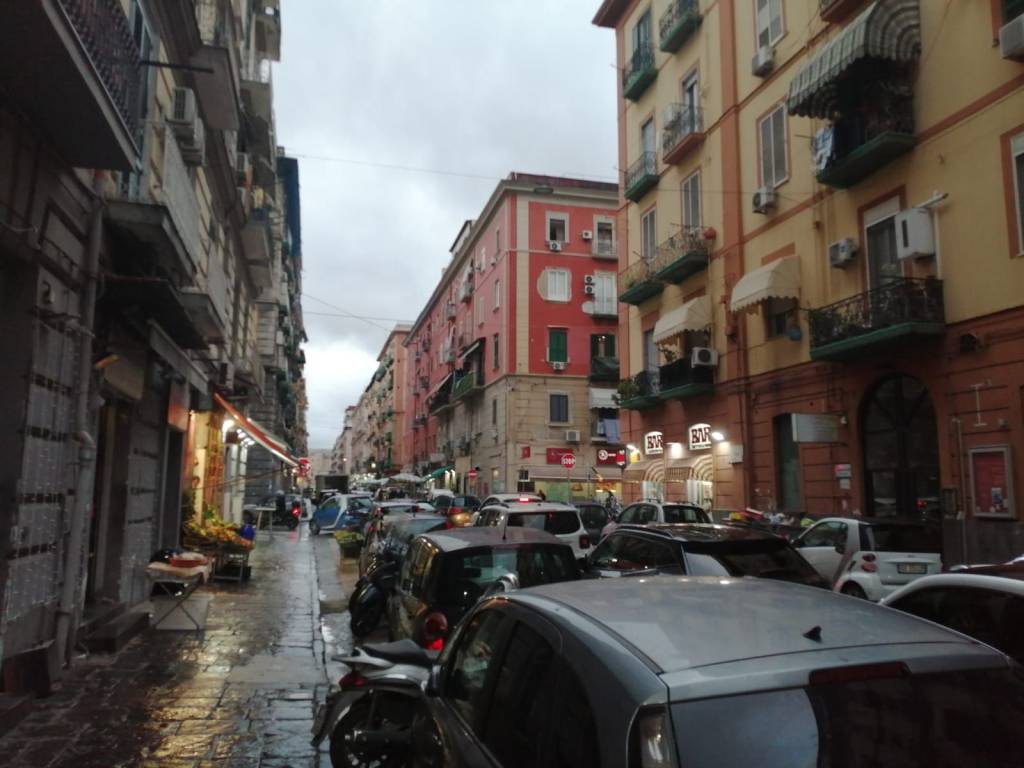 appartamento in vendita a Napoli in zona Vicaria