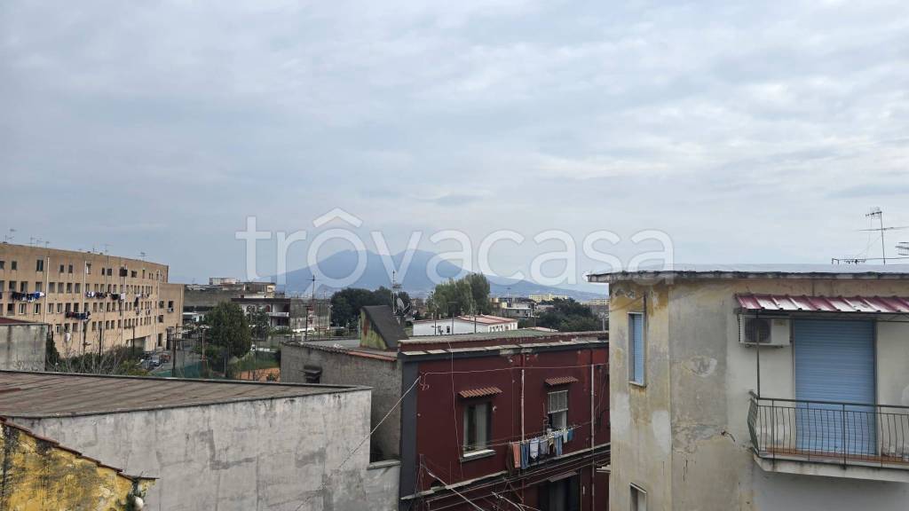 appartamento in vendita a Napoli in zona Capodichino