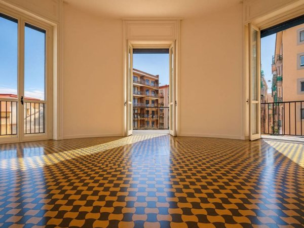 appartamento in vendita a Napoli in zona Arenella