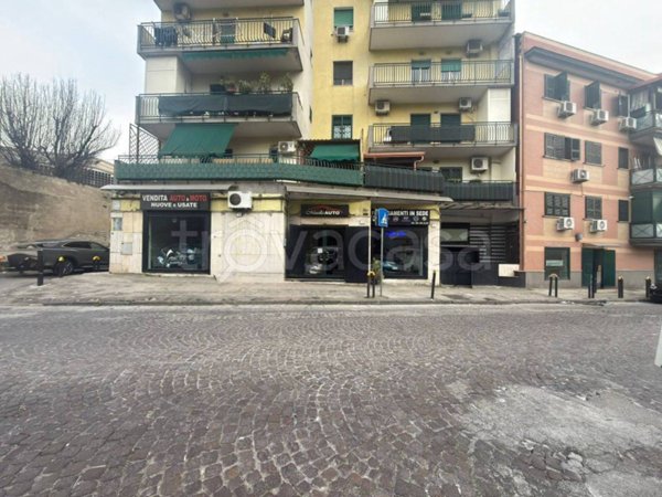 negozio in vendita a Napoli in zona Poggioreale