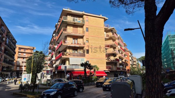 appartamento in vendita a Napoli in zona Capodimonte / Colli Aminei