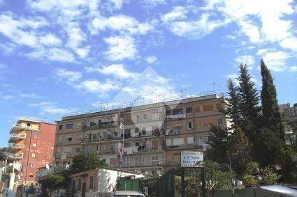 appartamento in vendita a Napoli in zona Fuorigrotta