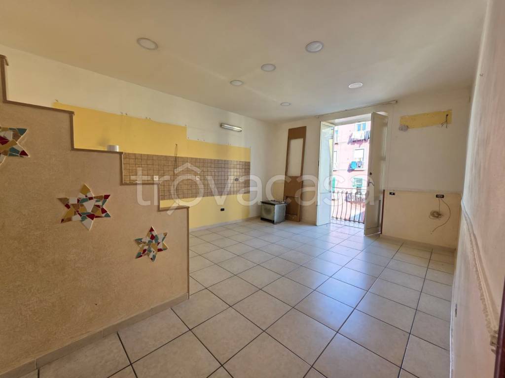 appartamento in vendita a Napoli in zona San Lorenzo