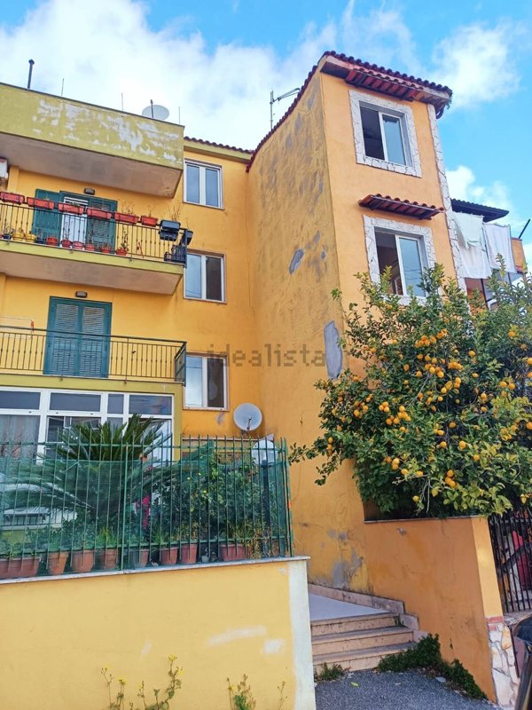 appartamento in vendita a Napoli in zona Camaldoli