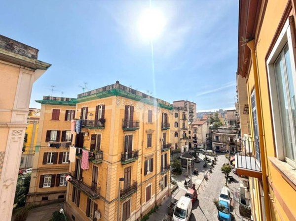appartamento in vendita a Napoli in zona Stella