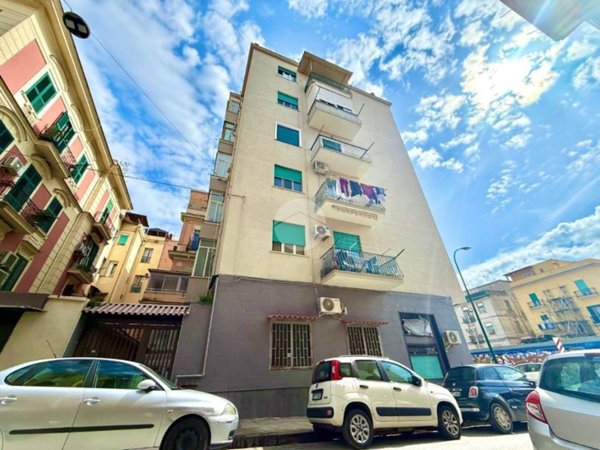 appartamento in vendita a Napoli in zona Fuorigrotta