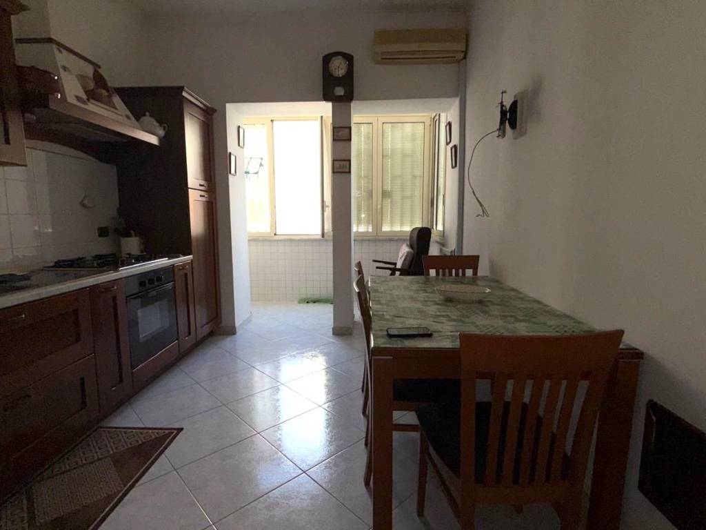 appartamento in vendita a Napoli in zona Fuorigrotta