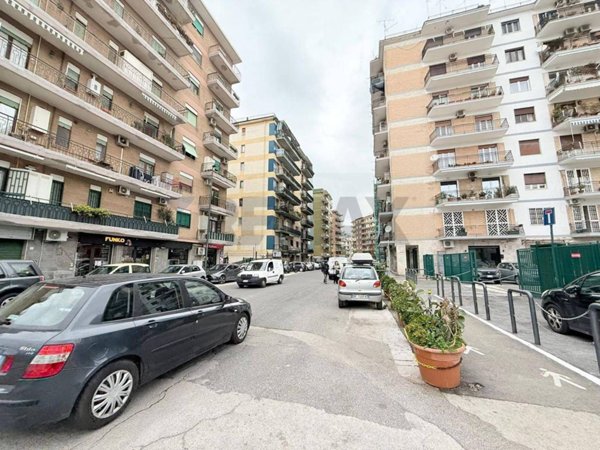 locale di sgombero in vendita a Napoli in zona Vomero
