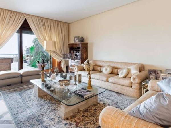 appartamento in vendita a Napoli in zona Posillipo