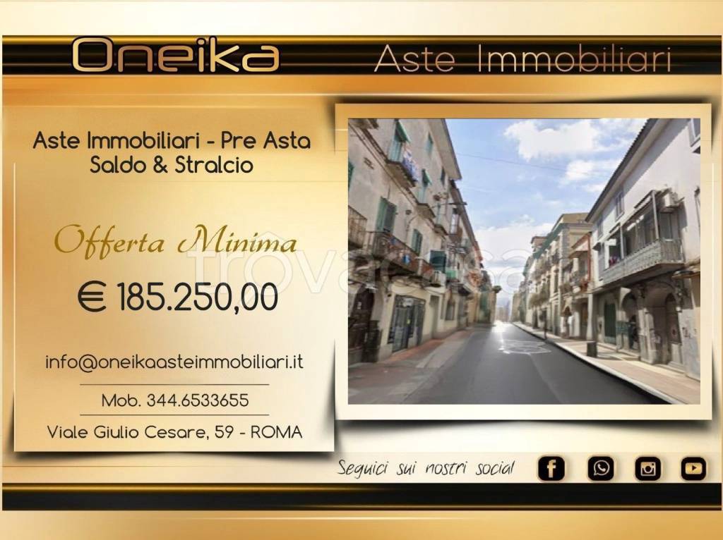 appartamento in vendita a Napoli in zona Secondigliano