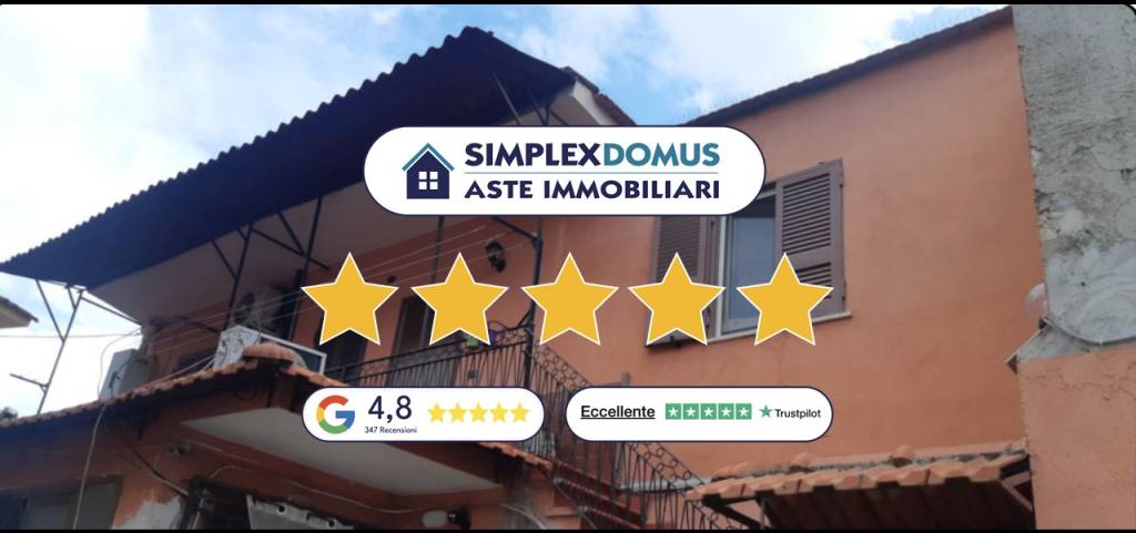 appartamento in vendita a Napoli in zona Bagnoli