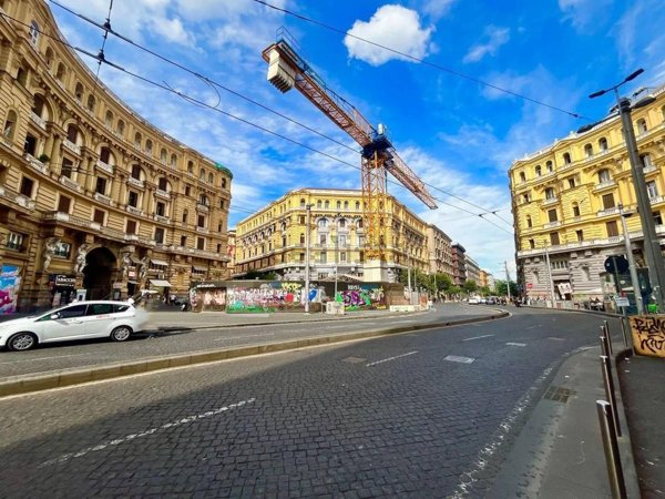 appartamento in vendita a Napoli in zona Pendino / San Giuseppe