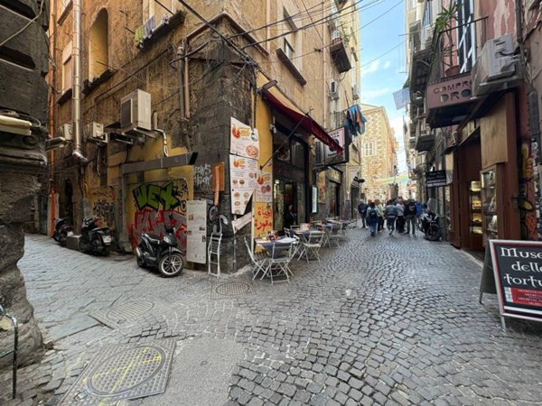 appartamento in vendita a Napoli