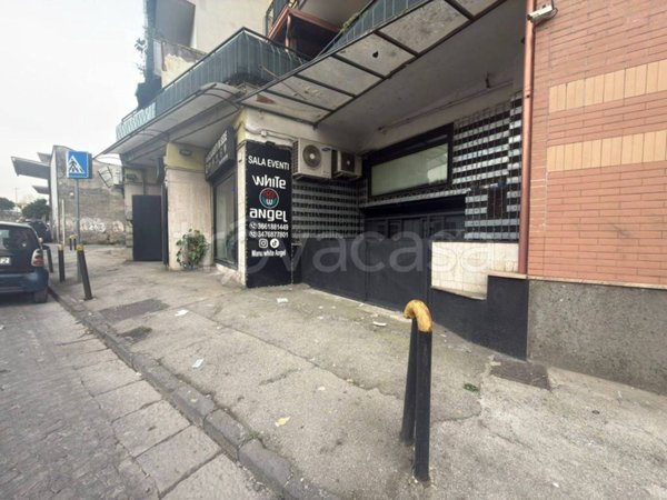 negozio in vendita a Napoli in zona Poggioreale