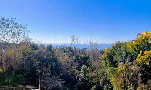 appartamento in vendita a Napoli in zona Posillipo