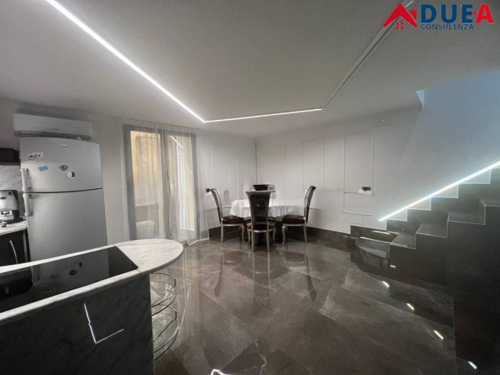 appartamento in vendita a Napoli