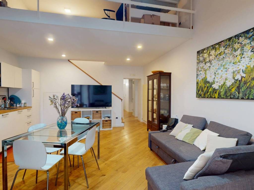 appartamento in vendita a Napoli in zona Mercato