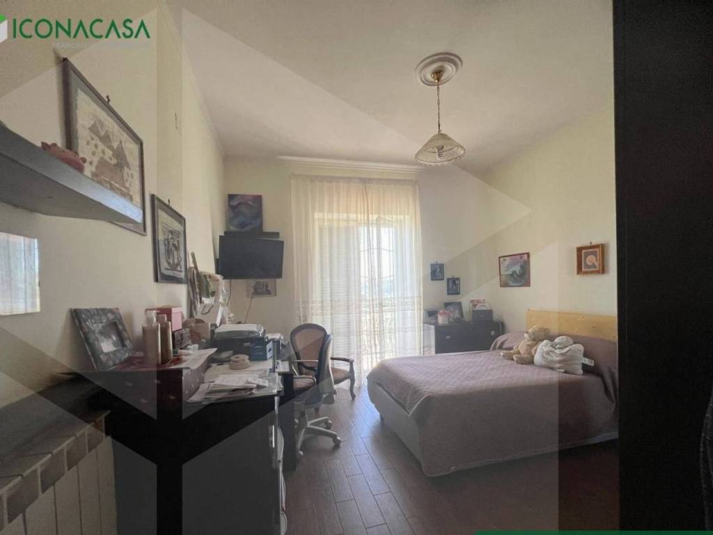 appartamento in vendita a Napoli in zona Bagnoli