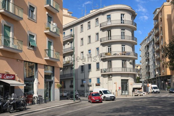 appartamento in vendita a Napoli in zona Arenella