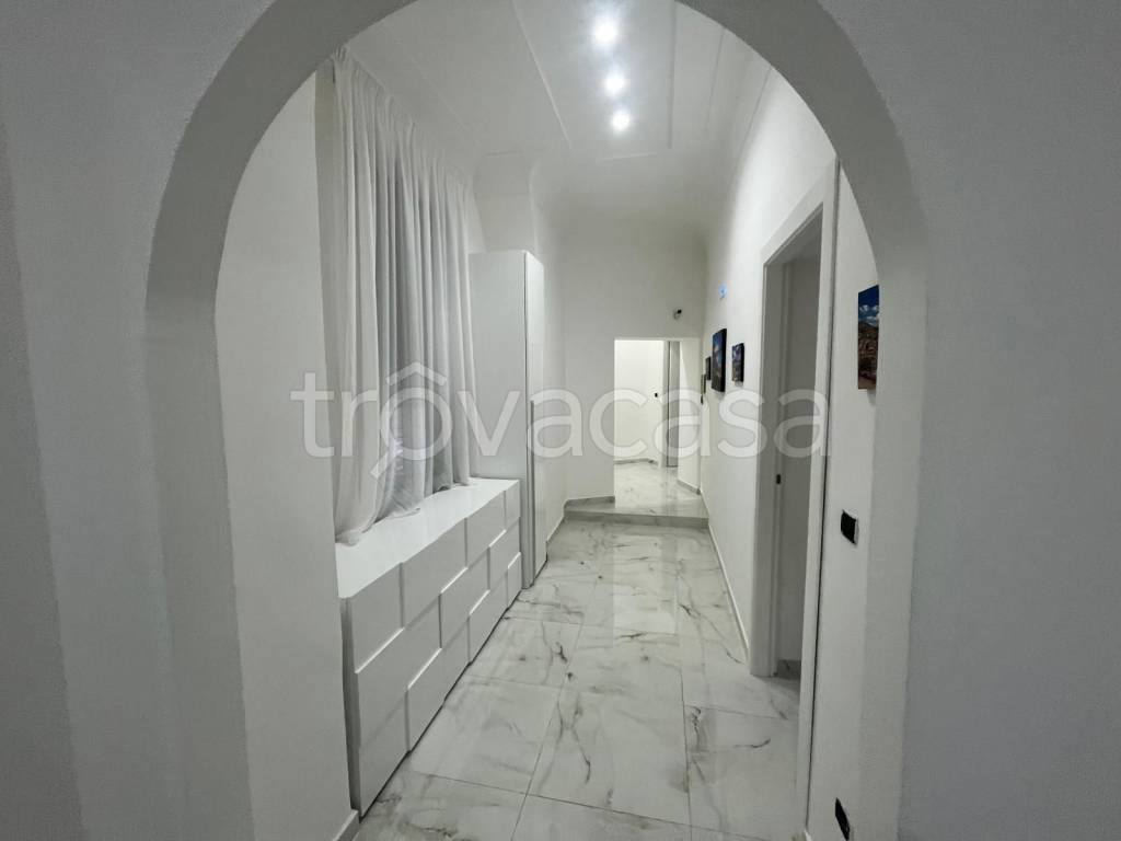 appartamento in vendita a Napoli in zona Pendino / San Giuseppe