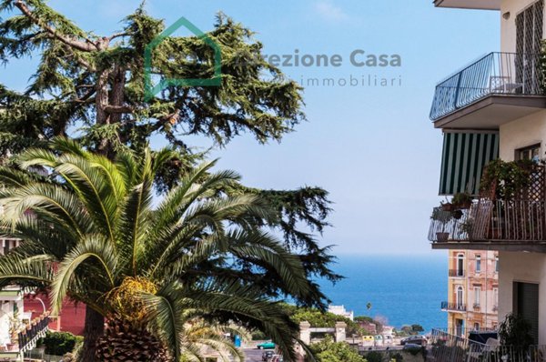 appartamento in vendita a Napoli in zona Posillipo