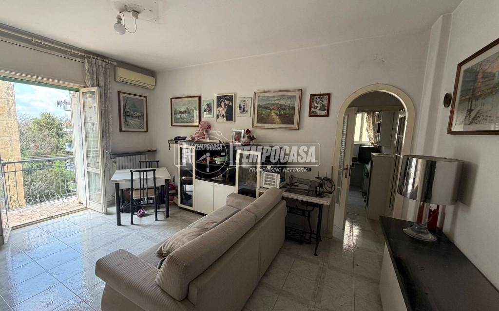 appartamento in vendita a Napoli in zona Arenella