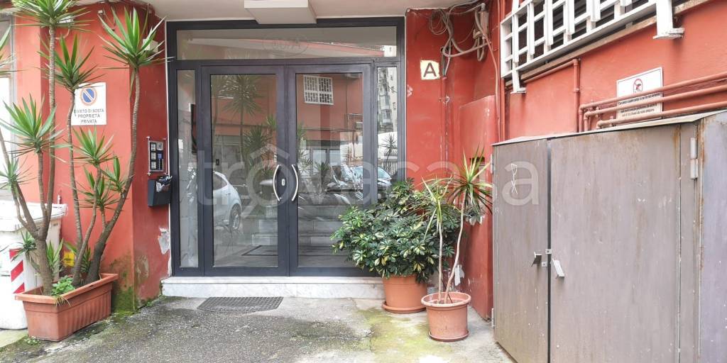 appartamento in vendita a Napoli in zona Arenella