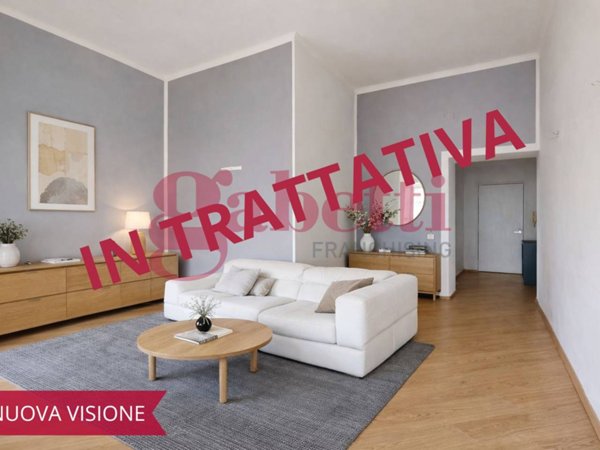appartamento in vendita a Napoli in zona Stella