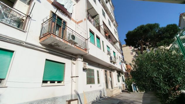appartamento in vendita a Napoli in zona Bagnoli
