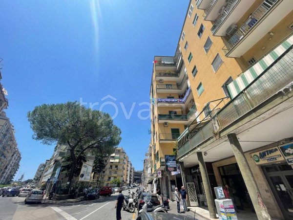 appartamento in vendita a Napoli in zona Fuorigrotta
