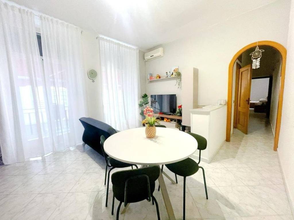 appartamento in vendita a Napoli in zona Pendino / San Giuseppe