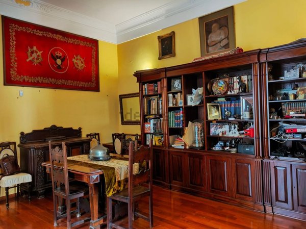 appartamento in vendita a Napoli in zona San Lorenzo