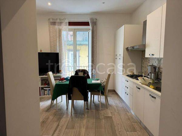 appartamento in vendita a Napoli in zona Pendino / San Giuseppe