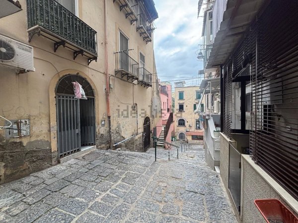 appartamento in vendita a Napoli